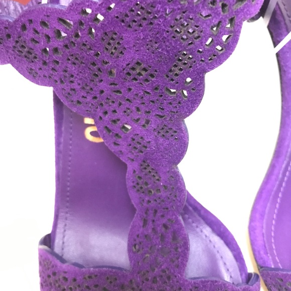 Salvatore Ferragamo suede heels - Picture 7 of 8